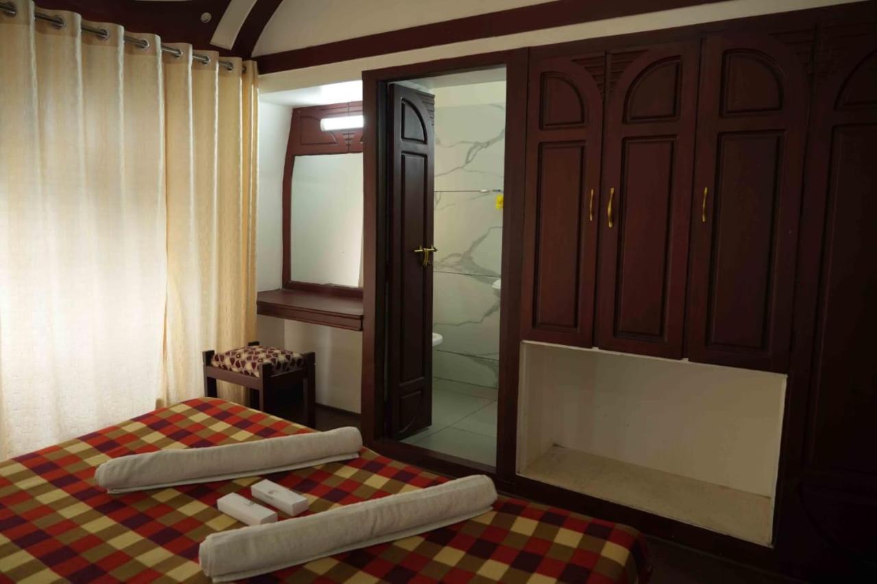 Hotel Aqua Castle Houseboat - By Aqua Jumbo Houseboats Alappuzha Exteriér fotografie
