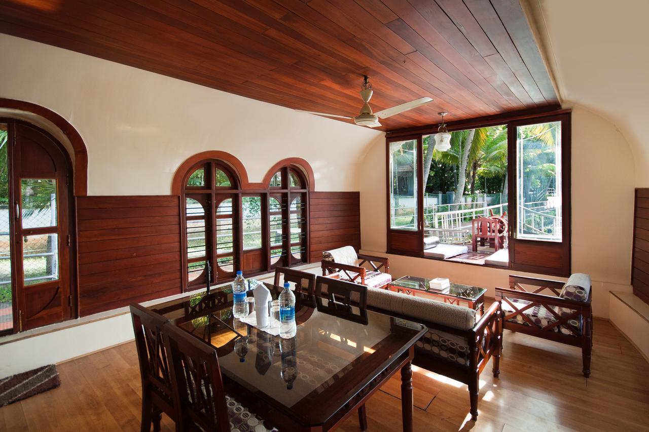 Hotel Aqua Castle Houseboat - By Aqua Jumbo Houseboats Alappuzha Exteriér fotografie