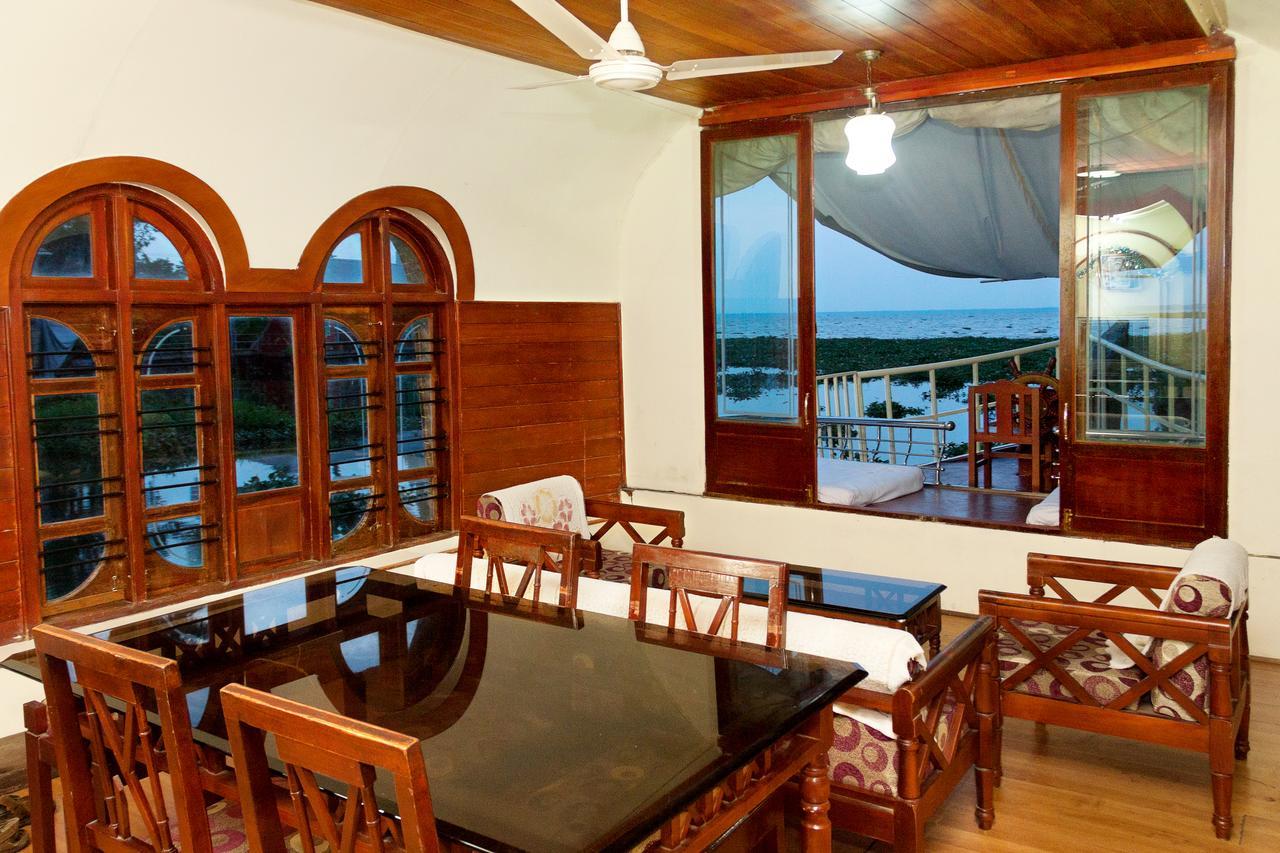 Hotel Aqua Castle Houseboat - By Aqua Jumbo Houseboats Alappuzha Exteriér fotografie
